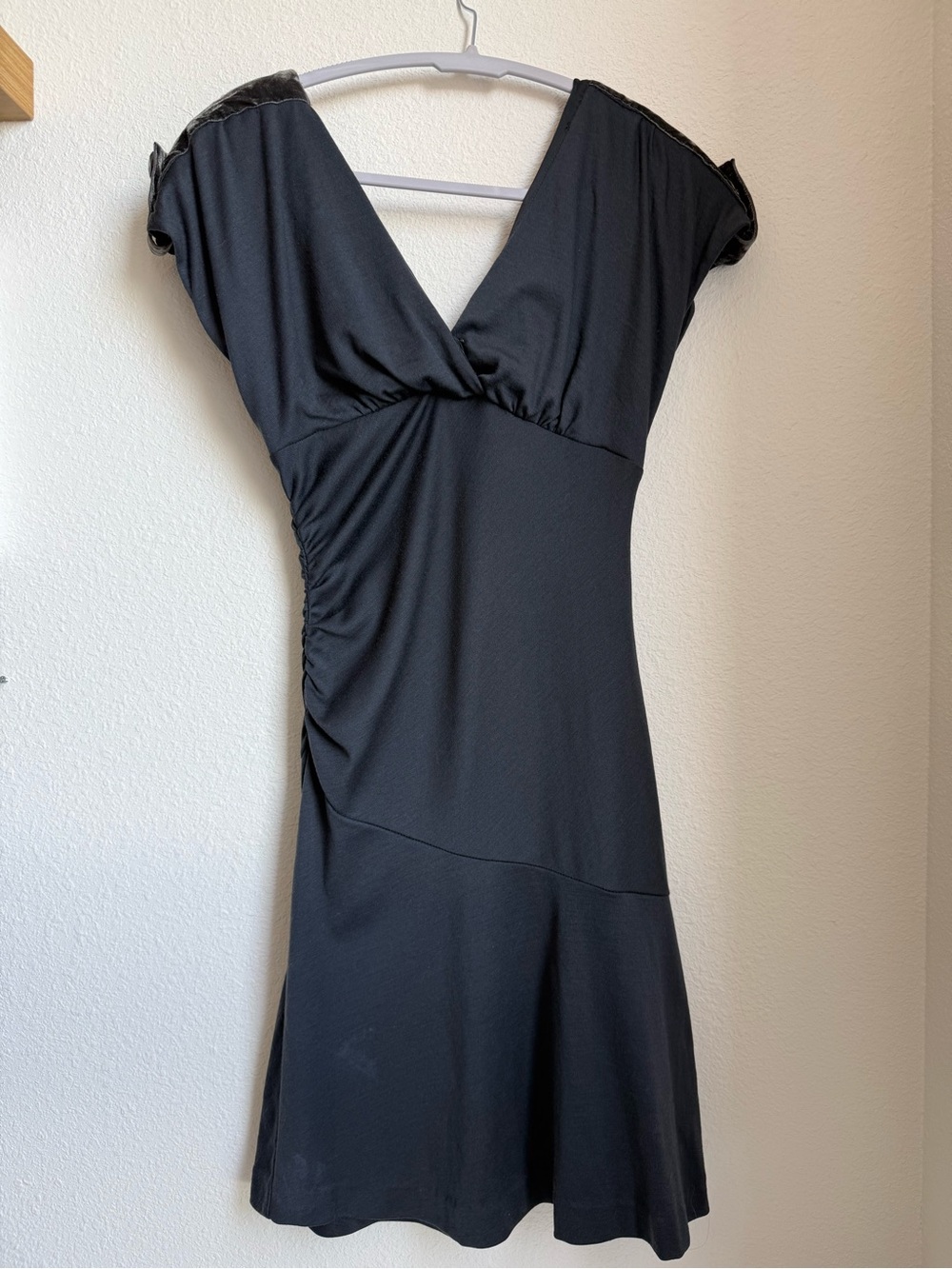 V neck Navy Blue/Grey 100% Wool Dress by Diane Von Furstenberg for Neiman Marcus